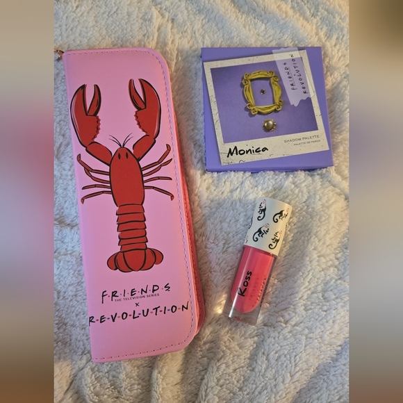Friends x Revolution Pink Lobster Makeup Bag and Koss Lip Gloss - Picture 1 of 3